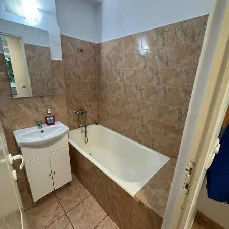 Affordable Apartment Close To The Castle Hunedoara Extérieur photo
